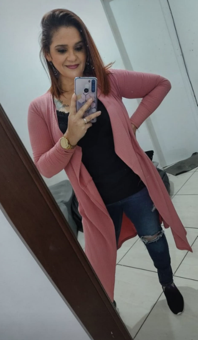 Laura D.